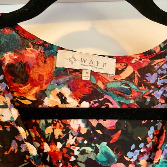 Floral WAYF High-Low Blouse - Picture 2 of 4